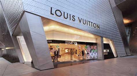 las vegas louis vuitton store.